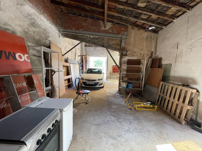Image No.19-4 Bed Property for sale