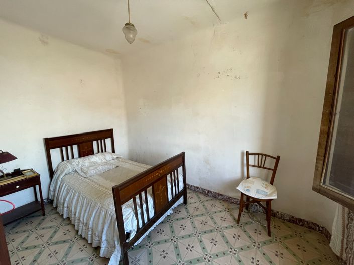 Image No.31-4 Bed Property for sale