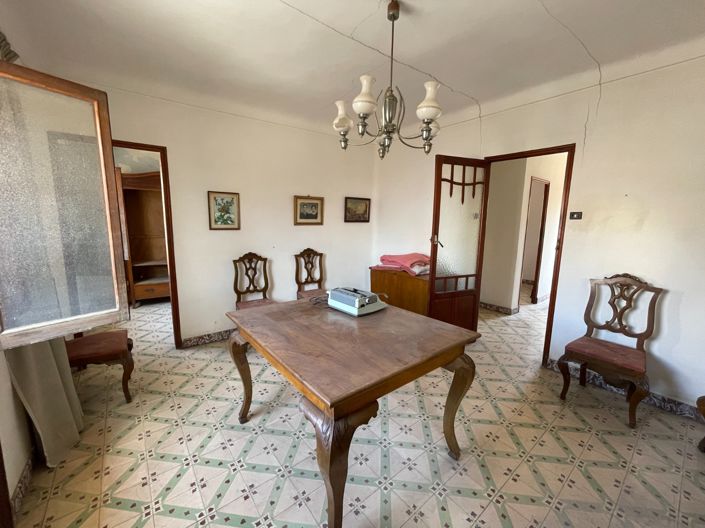 Image No.33-4 Bed Property for sale