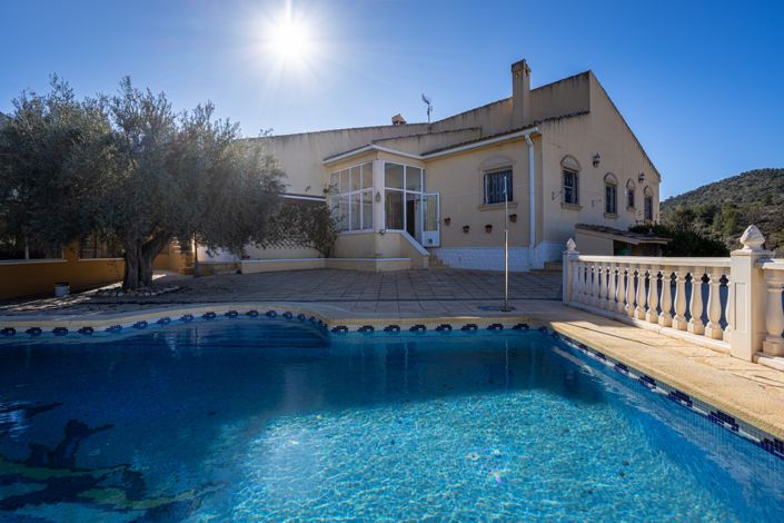 Image No.4-3 Bed Villa for sale