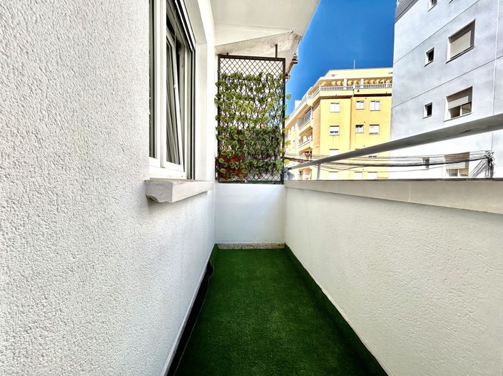 Image No.17-3 Bed Apartment for sale