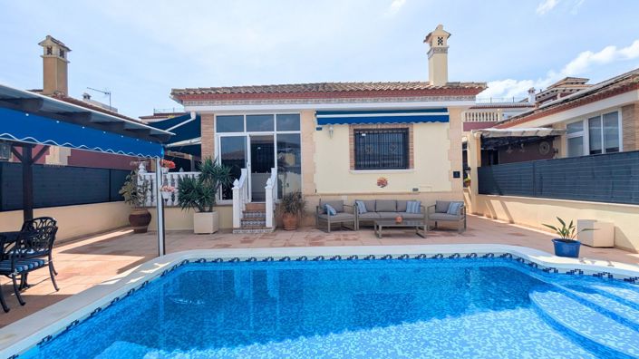Image No.10-3 Bed Villa for sale