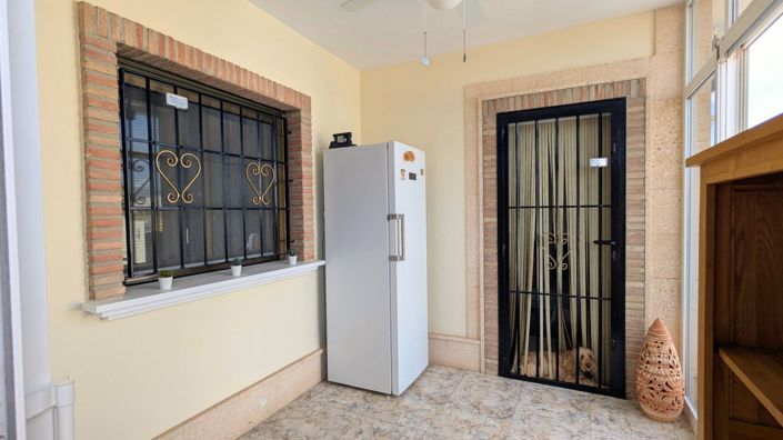 Image No.15-3 Bed Villa for sale