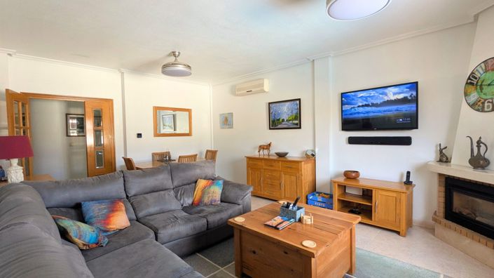 Image No.3-3 Bed Villa for sale