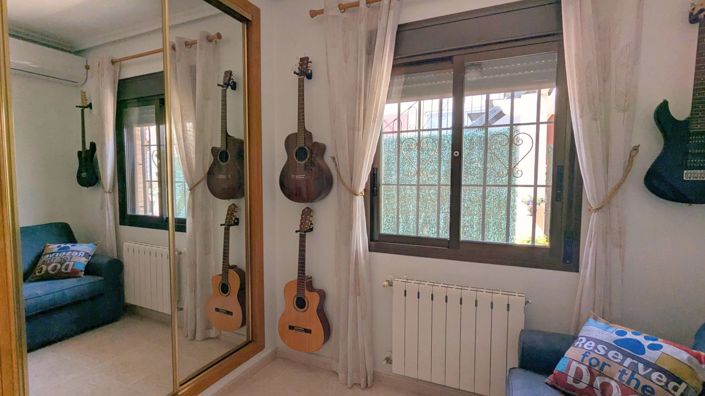 Image No.30-3 Bed Villa for sale