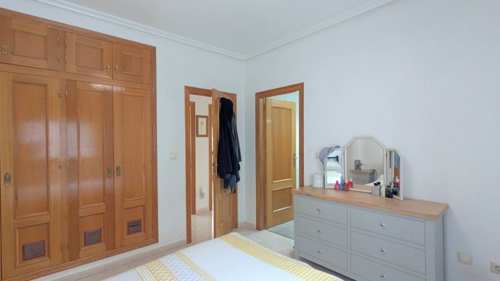 Image No.34-3 Bed Villa for sale