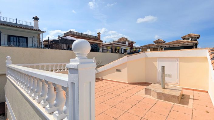 Image No.37-3 Bed Villa for sale