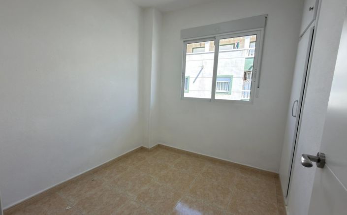 Image No.6-Appartement de 2 chambres à vendre à Torrevieja
