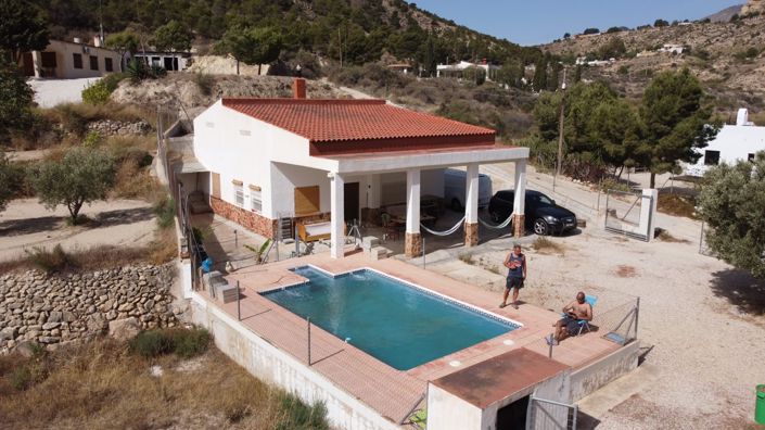 Image No.2-Villa de 4 chambres à vendre à Crevillente