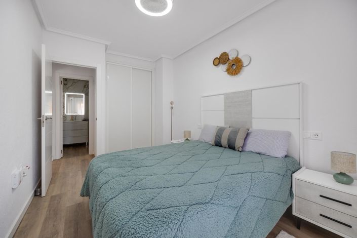 Image No.13-1 Bed Apartment for sale