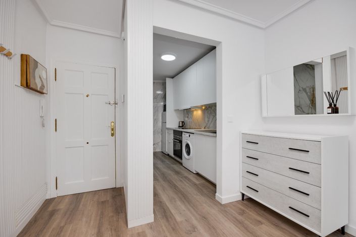 Image No.9-1 Bed Apartment for sale