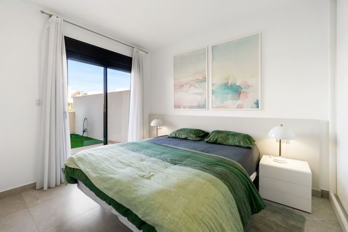 Image No.11-2 Bed Apartment for sale