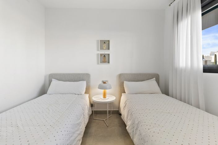 Image No.14-2 Bed Apartment for sale