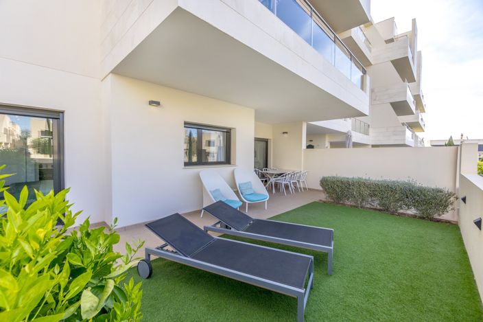 Image No.18-2 Bed Apartment for sale