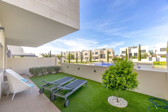 Image No.19-2 Bed Apartment for sale