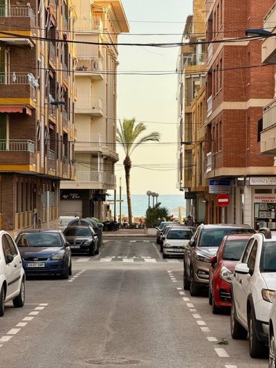 Image No.2-Appartement de 2 chambres à vendre à Torrevieja