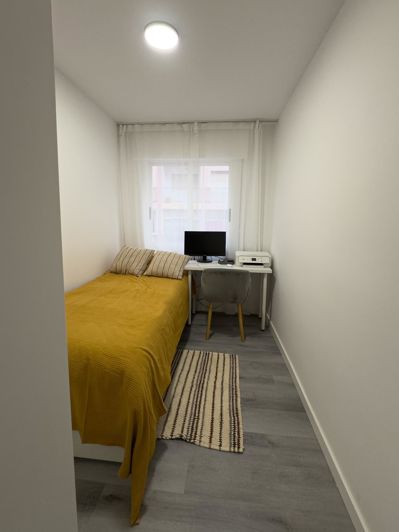Image No.40-2 Bed Apartment for sale