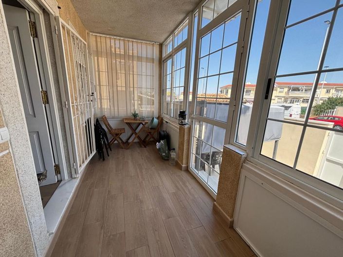 Image No.3-Appartement de 2 chambres à vendre à Torrevieja
