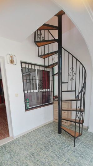 Image No.17-3 Bed Apartment for sale