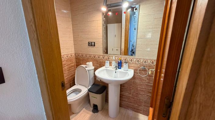 Image No.5-Appartement de 2 chambres à vendre à Torrevieja