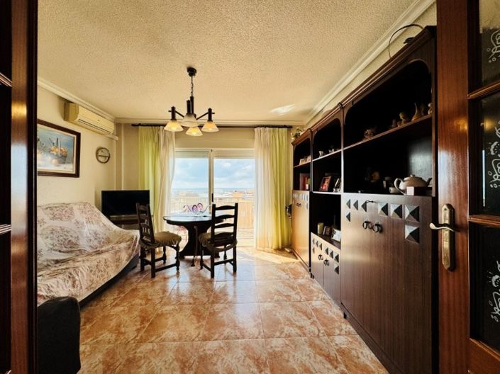 Image No.25-2 Bed Apartment for sale