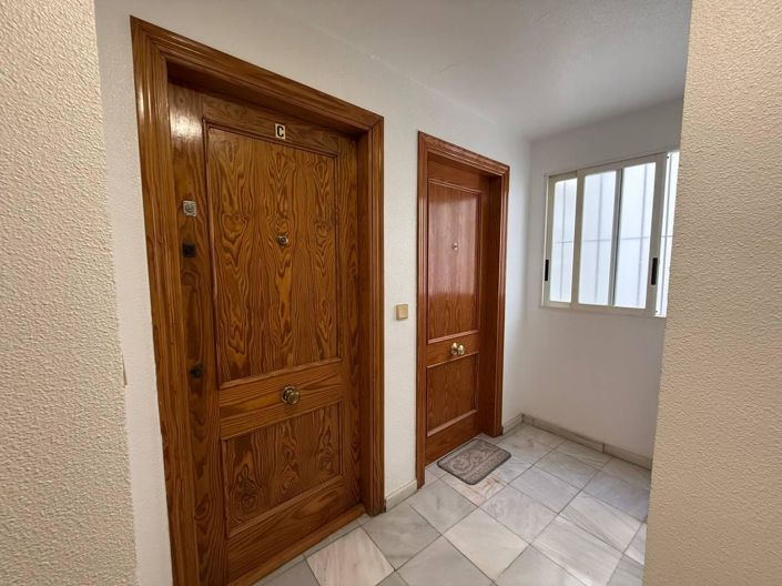 Image No.33-Appartement de 2 chambres à vendre à Torrevieja