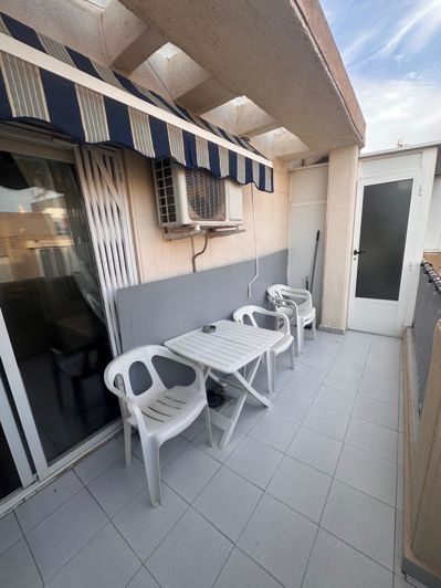 Image No.2-Appartement de 2 chambres à vendre à Torrevieja