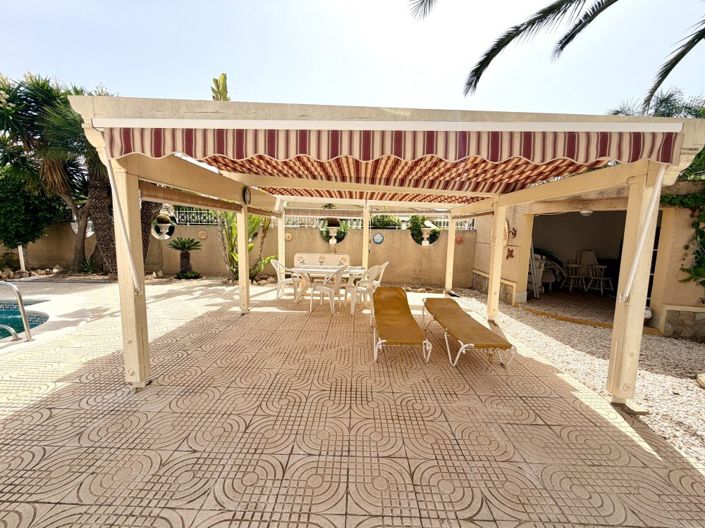 Image No.12-5 Bed Villa for sale