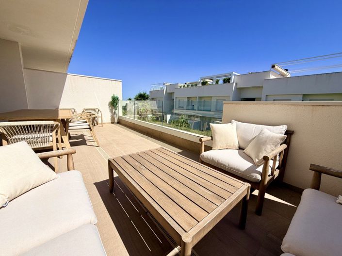 Image No.24-2 Bed Apartment for sale