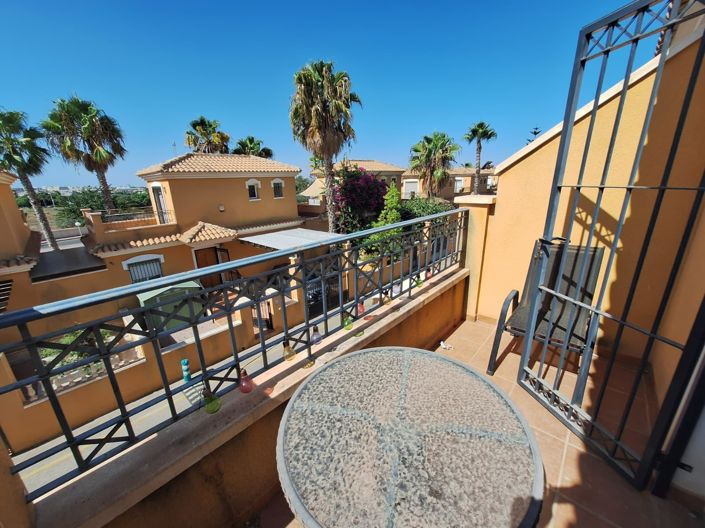 Image No.22-3 Bed Apartment for sale