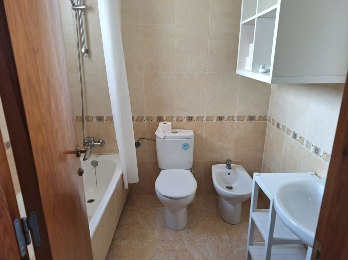 Image No.28-3 Bed Apartment for sale