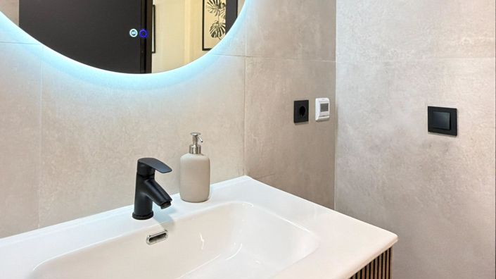 Image No.18-3 Bed Apartment for sale