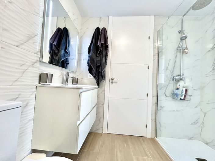Image No.27-2 Bed Apartment for sale