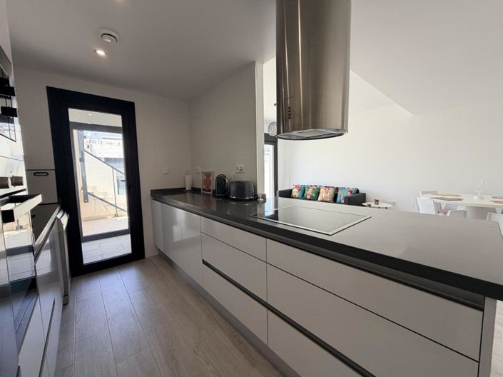 Image No.10-2 Bed Apartment for sale