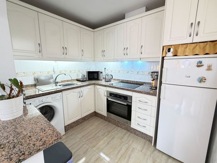 Image No.16-2 Bed Apartment for sale