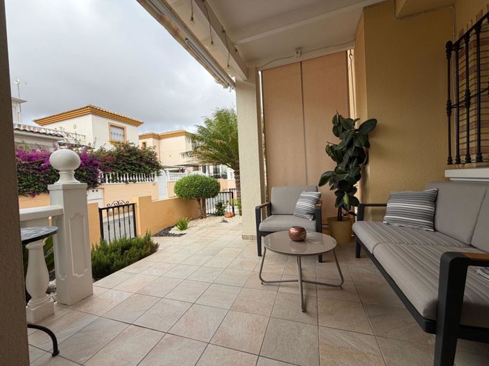 Image No.8-2 Bed Apartment for sale