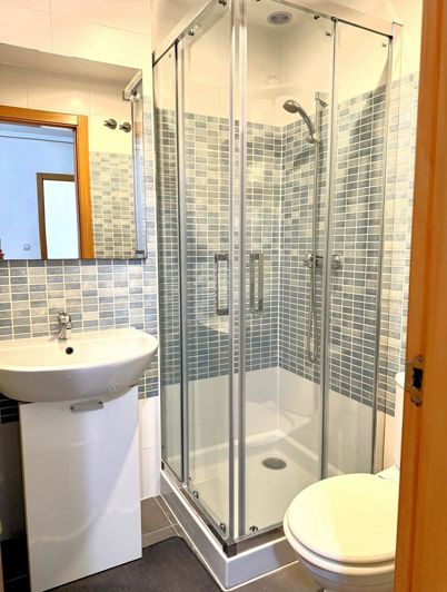 Image No.20-2 Bed Apartment for sale