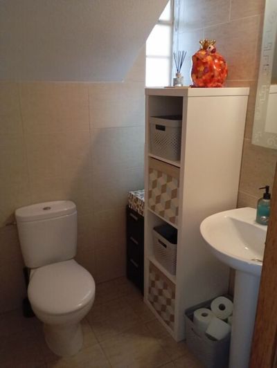 Image No.14-3 Bed Property for sale