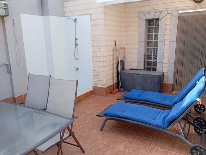 Image No.6-3 Bed Property for sale