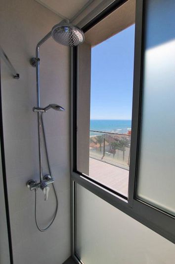 Image No.41-3 Bed Apartment for sale