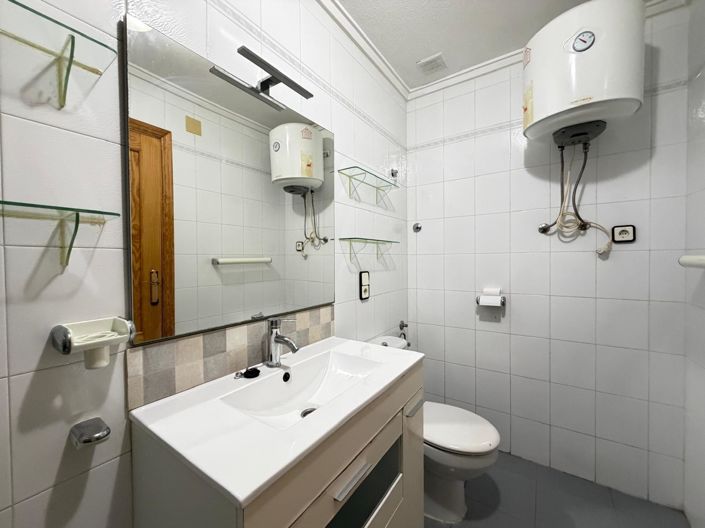 Image No.21-2 Bed Apartment for sale