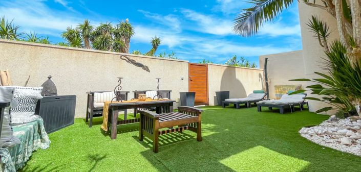 Image No.30-2 Bed Property for sale