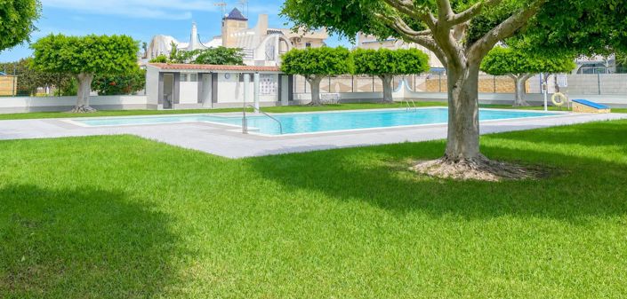 Image No.31-2 Bed Property for sale