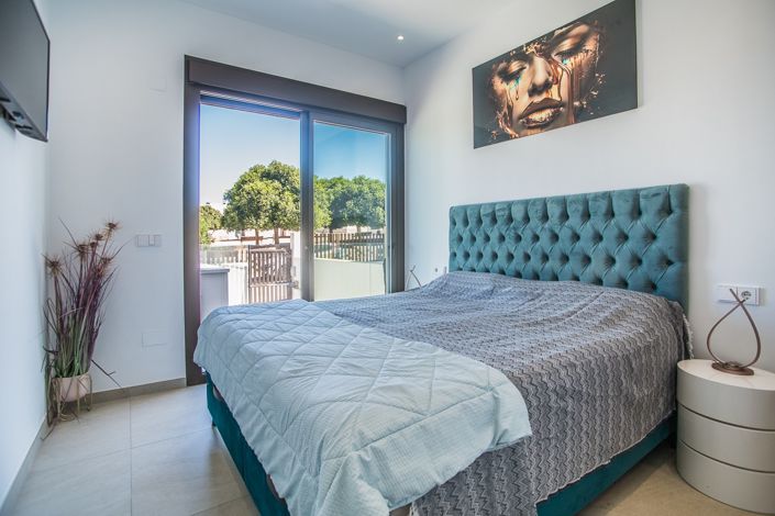 Image No.18-4 Bed Villa for sale