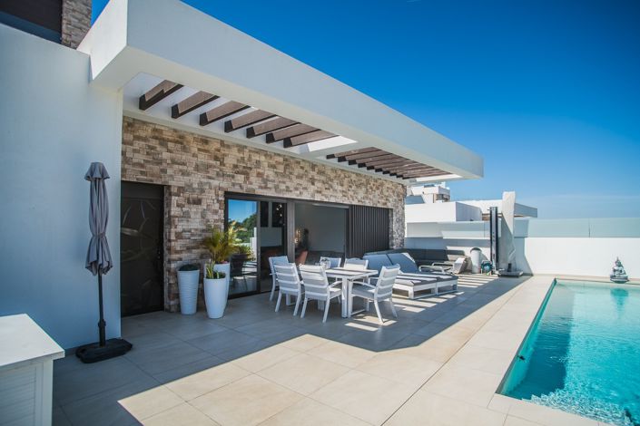 Image No.6-4 Bed Villa for sale