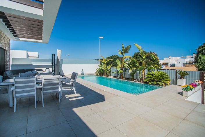 Image No.7-4 Bed Villa for sale