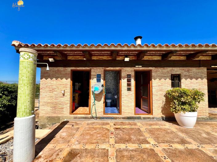 Image No.10-4 Bed Villa for sale