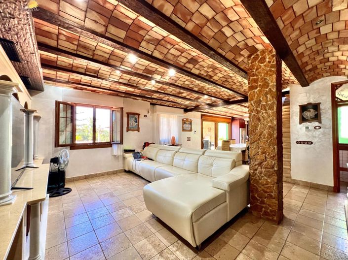 Image No.31-4 Bed Villa for sale