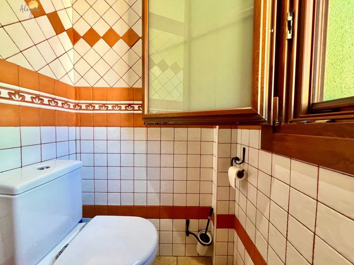 Image No.34-4 Bed Villa for sale
