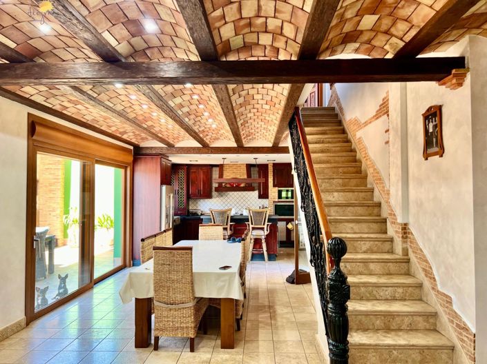 Image No.35-4 Bed Villa for sale